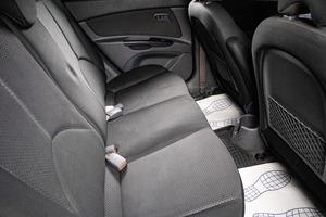 Седан Kia Rio 2011 года, 419000 рублей, Сургут