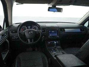 Внедорожник Volkswagen Touareg 2015 года, 2580055 рублей, Москва