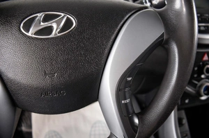 Седан Hyundai Elantra 2015 года, 1349000 рублей, Пермь