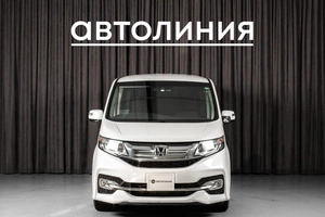 Минивэн Honda Stepwgn Spada 2015 года, 2185000 рублей, Красноярск
