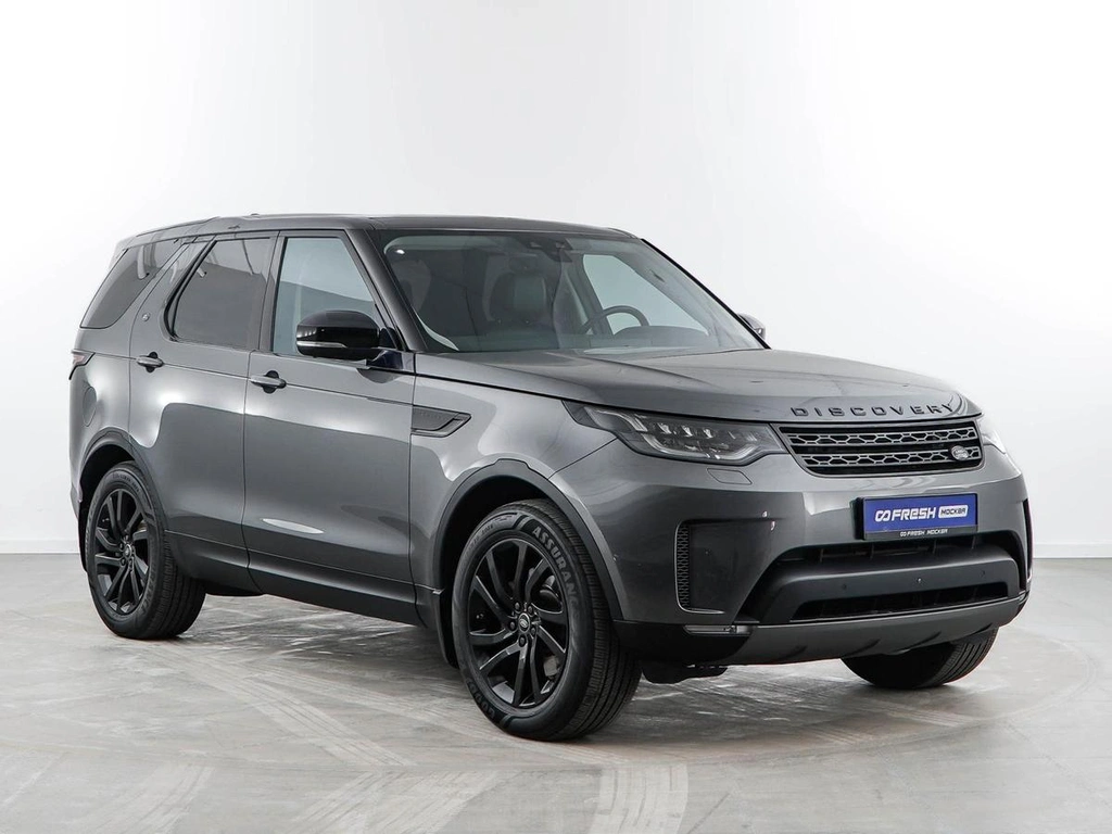Внедорожник Land Rover Discovery 2017 года, 4738888 рублей, Москва