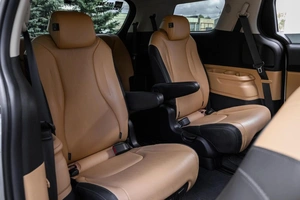 Минивэн Kia Carnival 2020 года, 3599000 рублей, Ульяновск