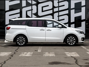 Минивэн Kia Carnival 2018 года, 2850000 рублей, Краснодар