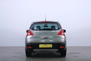 Внедорожник Peugeot 3008 2012 года, 979000 рублей, Омск