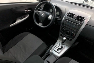 Седан Toyota Corolla 2012 года, 1230000 рублей, Солонцы