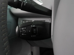 Хетчбэк Peugeot 208 2013 года, 849000 рублей, Воронеж