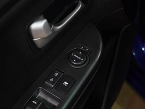 Седан Kia Rio 2013 года, 739000 рублей, Воронеж