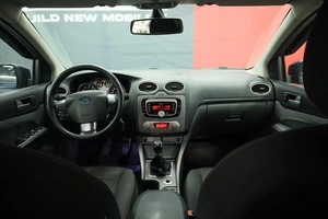 Хэтчбек Ford Focus 2010 года, 810000 рублей, Курск