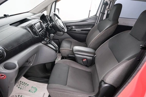 Минивэн Nissan NV200 2016 года, 1249000 рублей, Красноярск