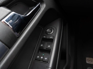 Седан Opel Astra 2013 года, 799000 рублей, Саратов