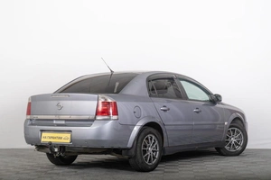 Седан Opel Vectra 2004 года, 479000 рублей, Томск