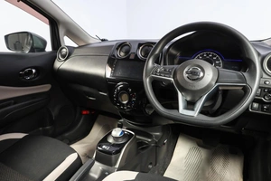 Хетчбэк Nissan Note 2017 года, 1349000 рублей, Новосибирск