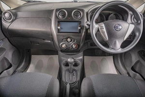 Хетчбэк Nissan Note 2016 года, 899000 рублей, Томск