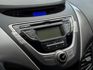 Седан Hyundai Elantra 2013 года, 929000 рублей, Кропоткин