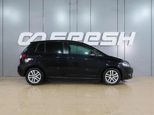 Хетчбэк Volkswagen Golf Plus 2011 года, 890000 рублей, Воронеж