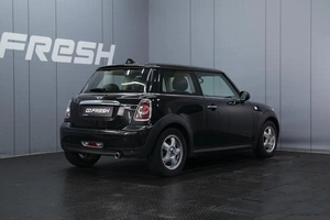 Хетчбэк MINI One 2010 года, 780000 рублей, Омск