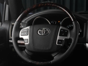 Внедорожник Toyota Land Cruiser 2012 года, 4099000 рублей, Тюмень