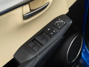 Внедорожник Lexus NX 2016 года, 3013444 рублей, Москва