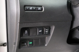 Внедорожник Nissan X-Trail 2018 года, 1799000 рублей, Омск