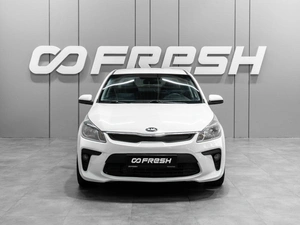 Седан Kia Rio 2019 года, 750000 рублей, Тюмень