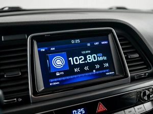 Седан Hyundai Sonata 2017 года, 1700000 рублей, Красноярск