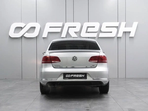 Седан Volkswagen Passat 2011 года, 1199000 рублей, Воронеж