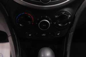 Хетчбэк Hyundai Solaris 2011 года, 799000 рублей, Новокузнецк