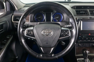 Седан Toyota Camry 2018 года, 1879000 рублей, Пермь