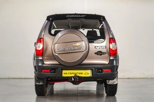 Внедорожник Chevrolet Niva 2014 года, 649000 рублей, Челябинск