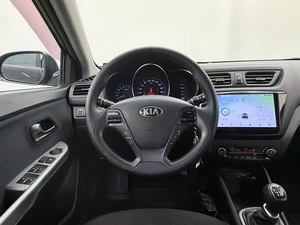 Хетчбэк Kia Rio 2015 года, 890000 рублей, Орёл