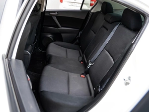 Седан Mazda 3 2012 года, 1325000 рублей, Краснодар