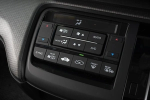 Минивэн Honda Stepwgn 2015 года, 1695000 рублей, Омск