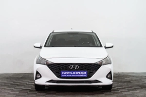 Седан Hyundai Solaris 2020 года, 1199000 рублей, Сургут