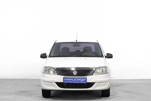 Седан Renault Logan 2015 года, 549000 рублей, Барнаул