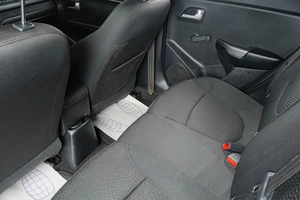 Седан Kia Rio 2016 года, 1179000 рублей, Тюмень