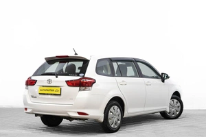 Универсал Toyota Corolla Fielder 2018 года, 1349000 рублей, Барнаул