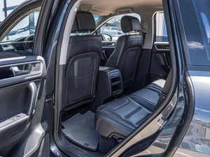 Внедорожник Volkswagen Touareg 2012 года, 2200000 рублей, Краснодар