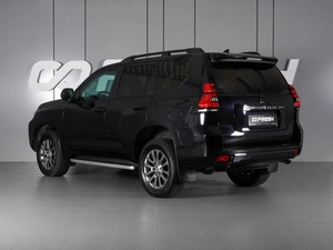 Внедорожник Toyota Land Cruiser Prado 2017 года, 5705000 рублей, Красный Пахарь