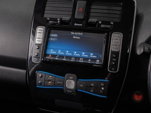 Хетчбэк Nissan Leaf 2016 года, 969000 рублей, Тюмень