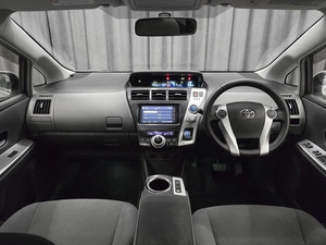 Универсал Toyota Prius Alpha 2011 года, 1100000 рублей, Красноярск