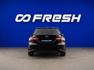 Седан Toyota Camry 2021 года, 2988888 рублей, Москва
