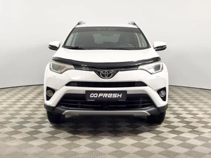 Внедорожник Toyota RAV4 2017 года, 2447200 рублей, Казань