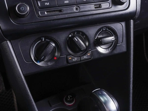 Седан Volkswagen Polo 2013 года, 859000 рублей, Ростов-на-Дону