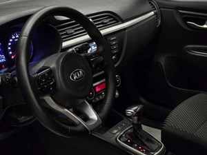 Хетчбэк Kia Rio X-Line 2019 года, 1345000 рублей, Красноярск