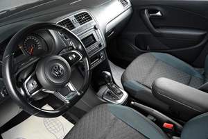 Седан Volkswagen Polo 2020 года, 1629000 рублей, Тюмень