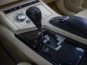 Седан Lexus ES 2014 года, 1990000 рублей, Омск