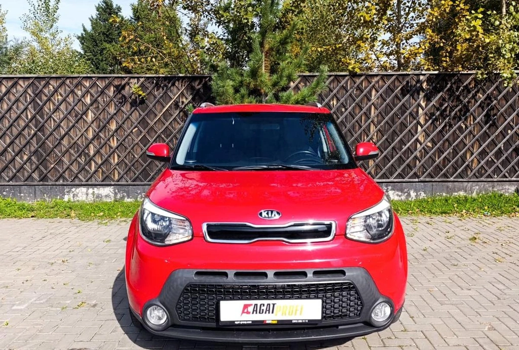 Хетчбэк Kia Soul 2014 года, 920000 рублей, Красноярск