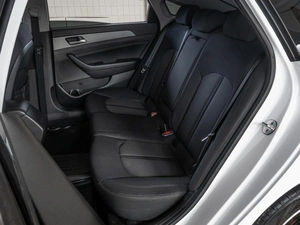 Седан Hyundai Sonata 2019 года, 1877000 рублей, Краснодар