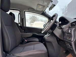 Минивэн Toyota Noah 2015 года, 1849000 рублей, Ижевск