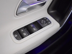 Седан Mercedes-benz CLA-класс 2020 года, 2978900 рублей, Казань
